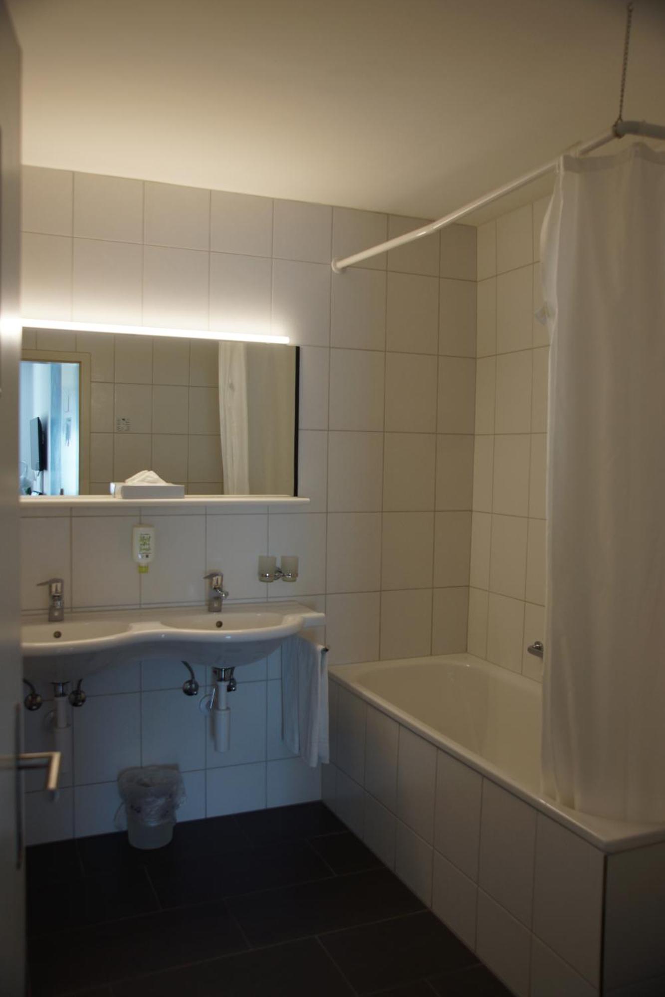 Hotel Murten Eksteriør bilde